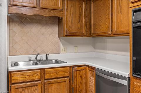 102 Elm St, King, NC 27021 photo 8