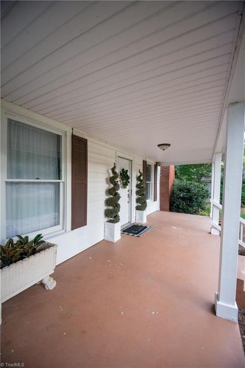 602 James Rd, High Point, NC 27265 photo 4