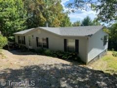 205 Squash Dr, Purlear, NC 28665 photo 1