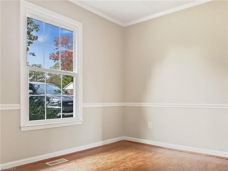  1143 Edenwood Dr, Winston Salem, NC 27103 photo 9