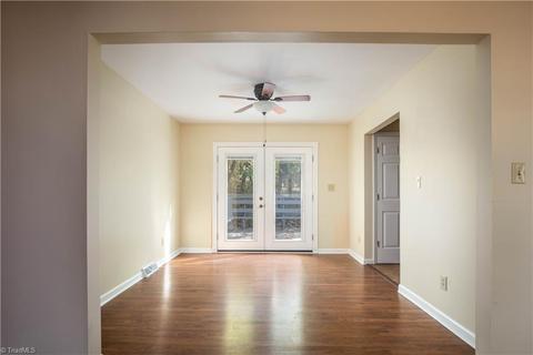 215 Kinview Dr, Archdale, NC 27263 photo 4