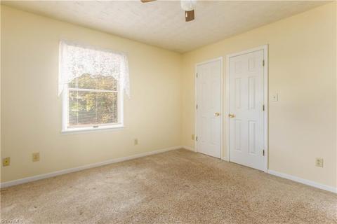 215 Kinview Dr, Archdale, NC 27263 photo 11