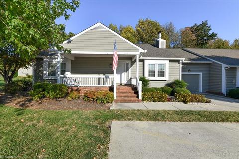 514 Harrogate Ct, High Point, NC 27262 photo 7