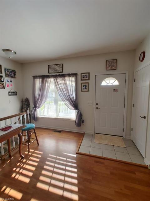 454 Reedside Dr, Fancy Gap, VA 24328 photo 10