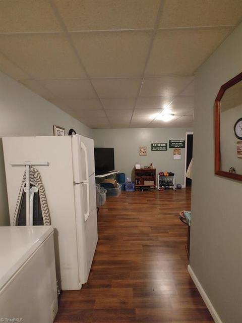 454 Reedside Dr, Fancy Gap, VA 24328 photo 35