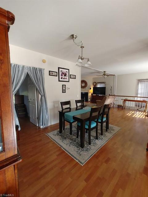 454 Reedside Dr, Fancy Gap, VA 24328 photo 12