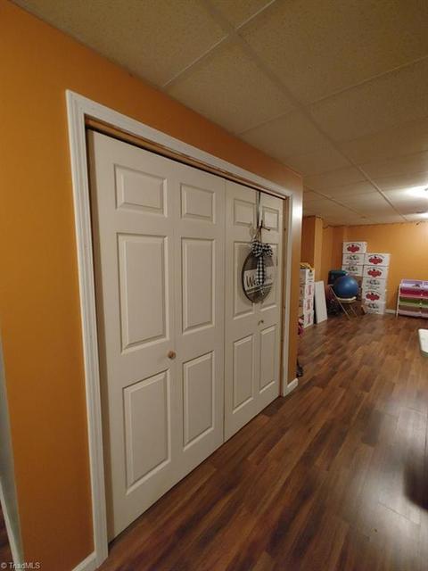 454 Reedside Dr, Fancy Gap, VA 24328 photo 33
