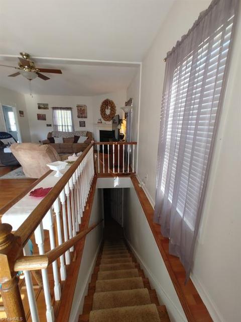 454 Reedside Dr, Fancy Gap, VA 24328 photo 9