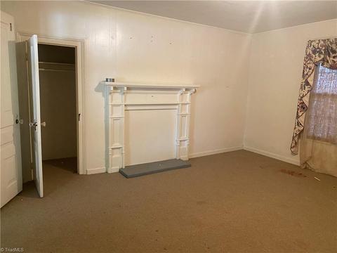 529 E Main St, Pilot Mountain, NC 27041 photo 26
