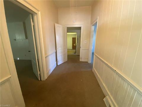 529 E Main St, Pilot Mountain, NC 27041 photo 14