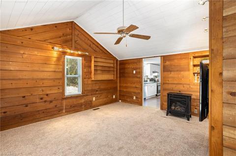916 Inlet Ave, High Point, NC 27263 photo 4