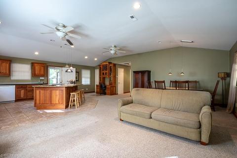 1808 Windsor Dr, High Point, NC 27262 photo 42