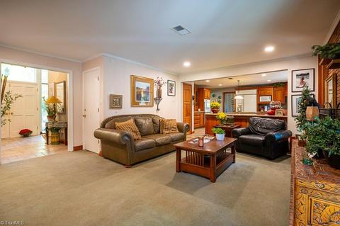 1808 Windsor Dr, High Point, NC 27262 photo 12
