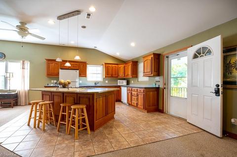 1808 Windsor Dr, High Point, NC 27262 photo 40