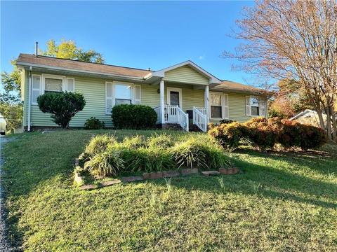 1817 Cedrow Dr, High Point, NC 27260 photo 1