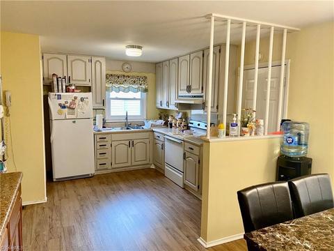 1817 Cedrow Dr, High Point, NC 27260 photo 5