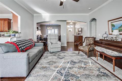 104 Solitaire Dr, Trinity, NC 27370 photo 5
