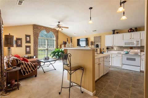 3970 Sorrell Ct, High Point, NC 27265 photo 9
