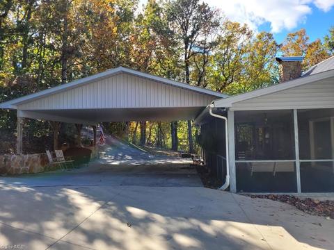 351 Mountain View Dr, Lowgap, NC 27024 photo 7