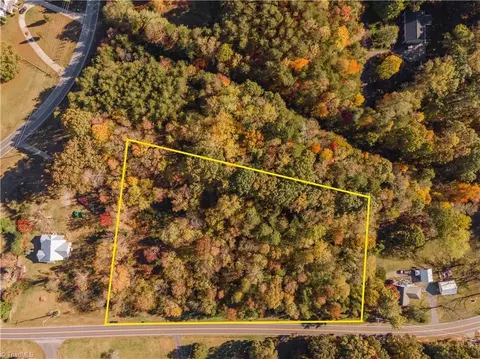 4841 Dock Davis Rd, Clemmons, NC 27012 photo 4