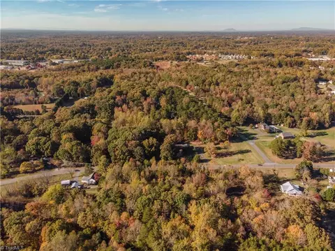 4841 Dock Davis Rd, Clemmons, NC 27012 photo 15