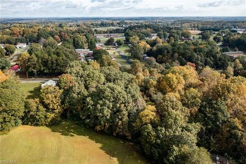 0 Yount St, Claremont, NC 28610