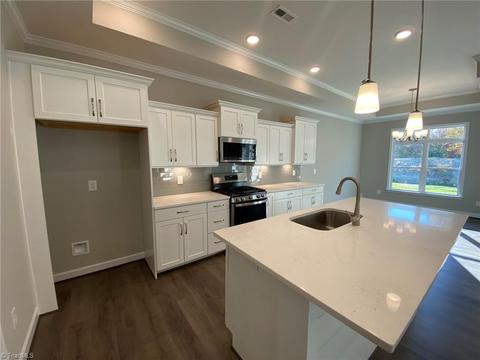 3455 Willowcrest St, High Point, NC 27265 photo 7