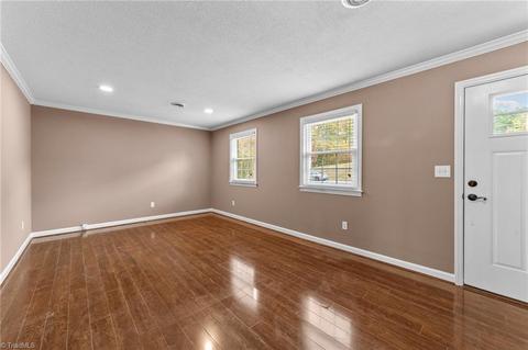 357 N Mohawk Dr, High Point, NC 27262 photo 5