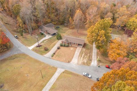 357 N Mohawk Dr, High Point, NC 27262 photo 26