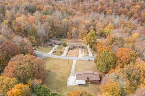 357 N Mohawk Dr, High Point, NC 27262 photo 27