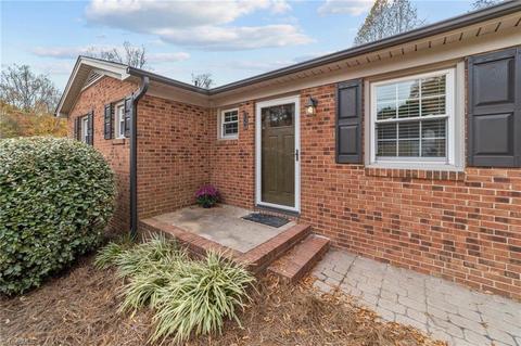 357 N Mohawk Dr, High Point, NC 27262 photo 4