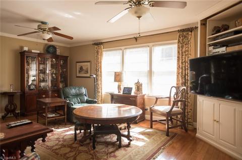 947 Nottingham Rd, High Point, NC 27262 photo 12