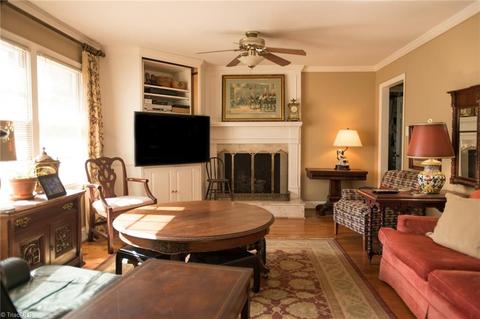 947 Nottingham Rd, High Point, NC 27262 photo 11