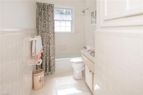 947 Nottingham Rd, High Point, NC 27262 photo 29