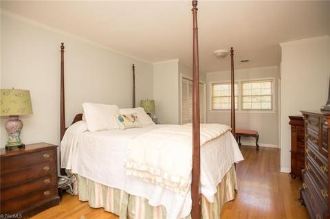 947 Nottingham Rd, High Point, NC 27262 photo 21
