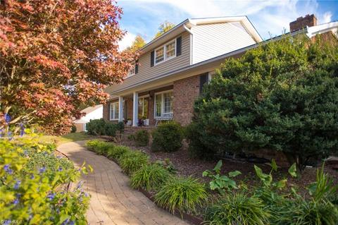 947 Nottingham Rd, High Point, NC 27262 photo 1