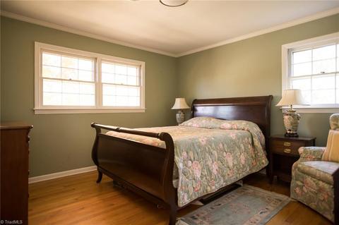 947 Nottingham Rd, High Point, NC 27262 photo 31