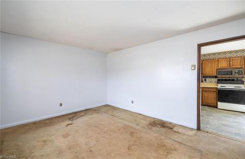 8215 Tyner Rd, Colfax, NC 27235 photo 4