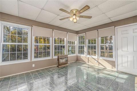 131 Murphy Dr, High Point, NC 27265 photo 14