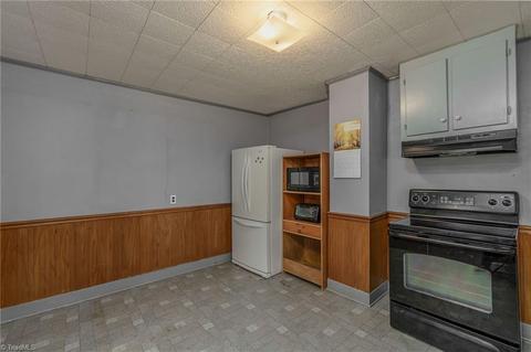 131 Murphy Dr, High Point, NC 27265 photo 8