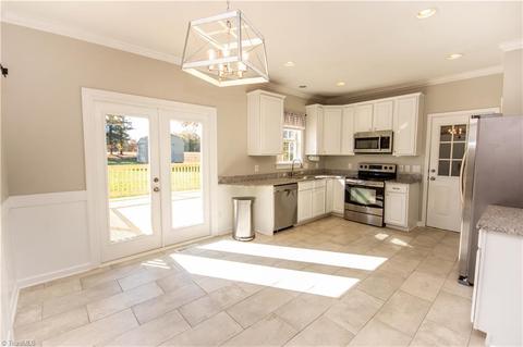 161 Tranquility Ln, Harmony, NC 28634 photo 10