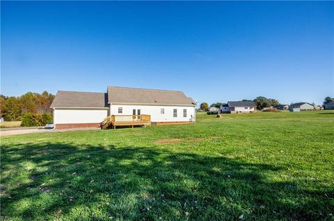 161 Tranquility Ln, Harmony, NC 28634 photo 25