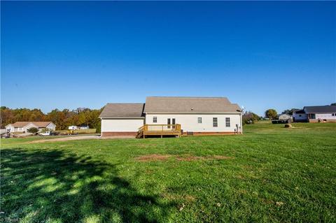 161 Tranquility Ln, Harmony, NC 28634 photo 24