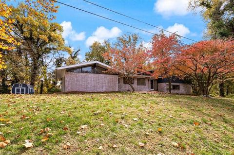1703 Windsor Dr, High Point, NC 27262 photo 1