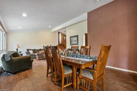 1703 Windsor Dr, High Point, NC 27262 photo 16