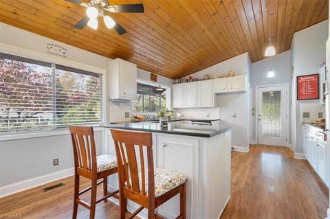 1703 Windsor Dr, High Point, NC 27262 photo 11