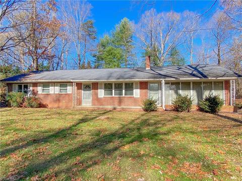 251 Lyles St, Elkin, NC 28621 photo 1
