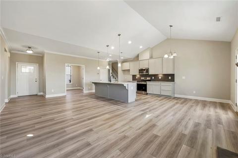 108 Silver Maple Dr, King, NC 27021 photo 8