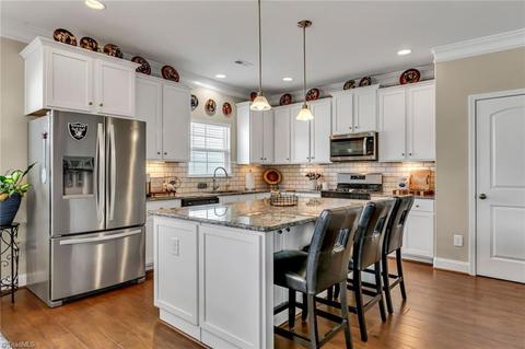102 Radiant Path, Trinity, NC 27370 photo 9