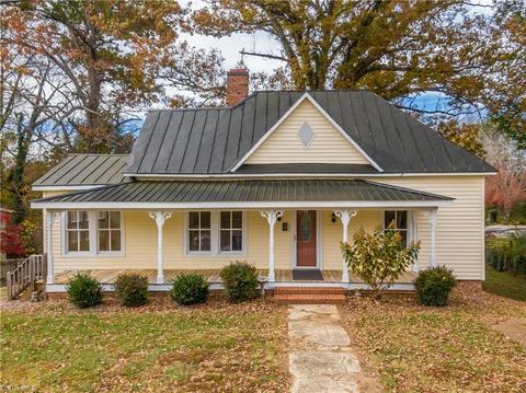 351 Gwyn Ave, Elkin, NC 28621 photo 1